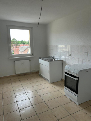 Geräumige 3 Zimmer Wohnung mit großer Küche, 19300 Grabow, Dachgeschosswohnung